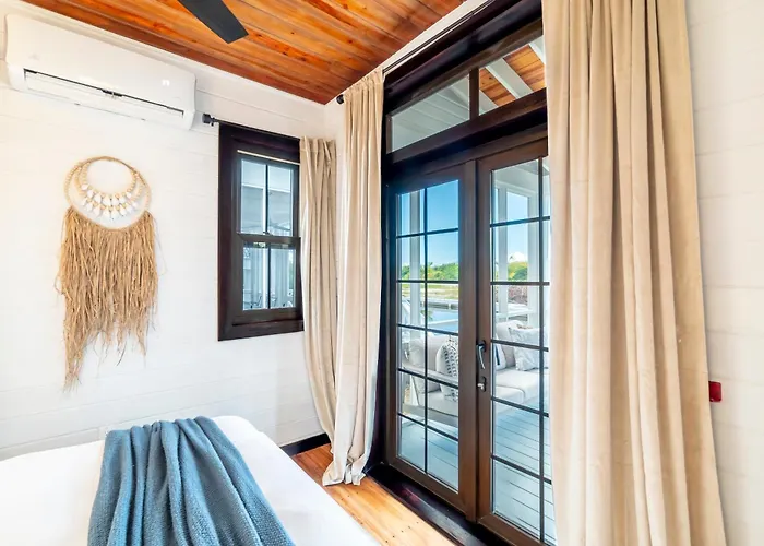 Holiday home Paradise And Mistico Club Boat Shuttle